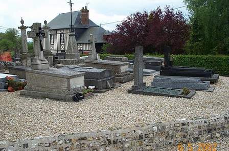 cimetiere.JPG (33950 octets)